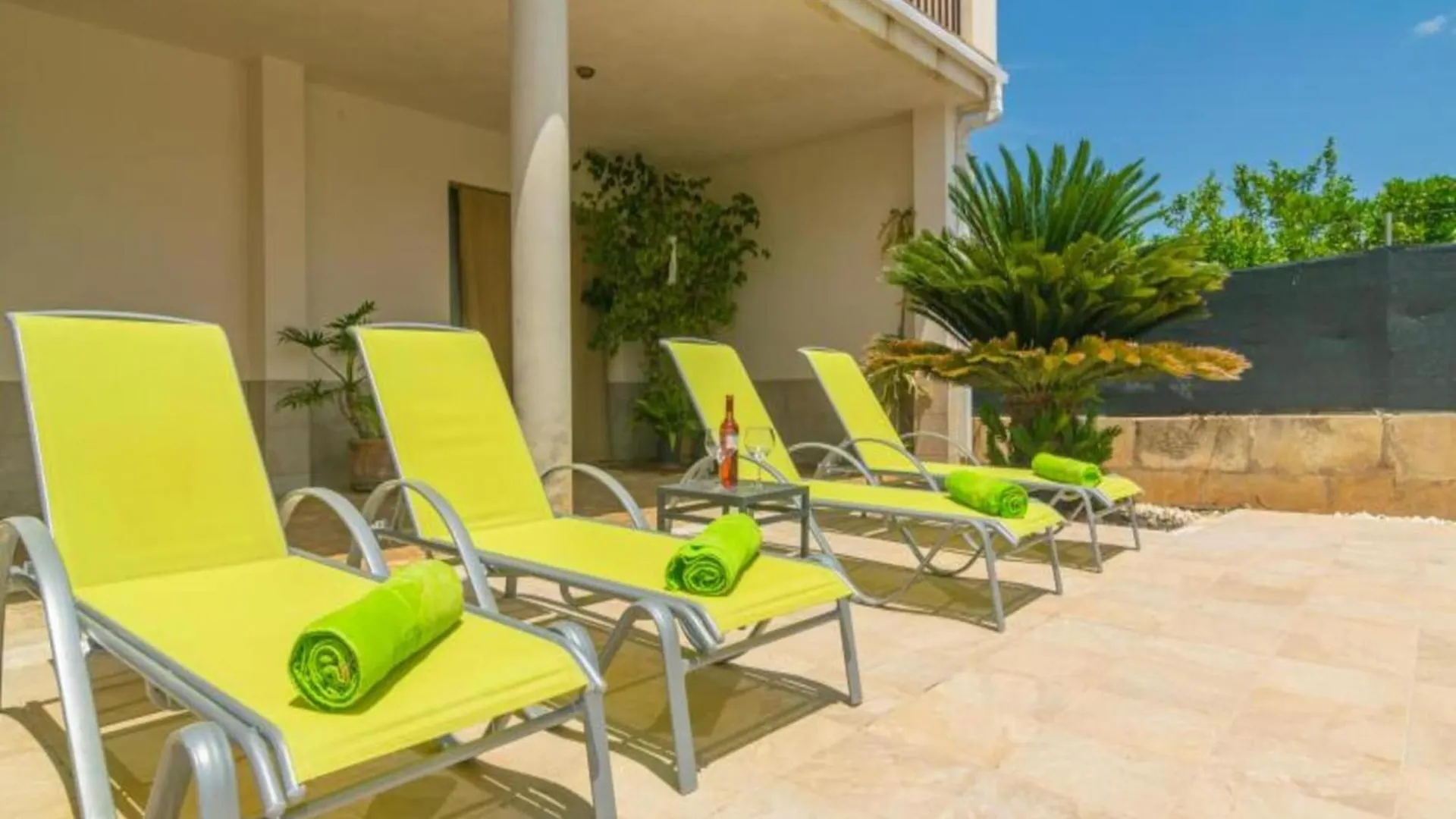 Villa With Private Pool In Llubi